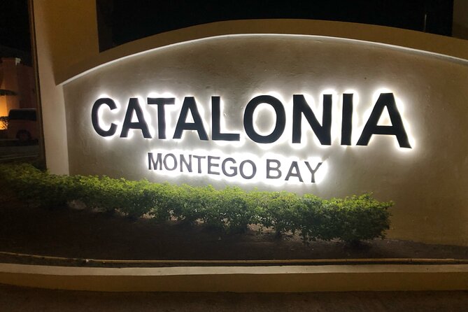 Private Airport Transfers To Montego Bay Hotels - Column E Makes the First Few Minutes Easier