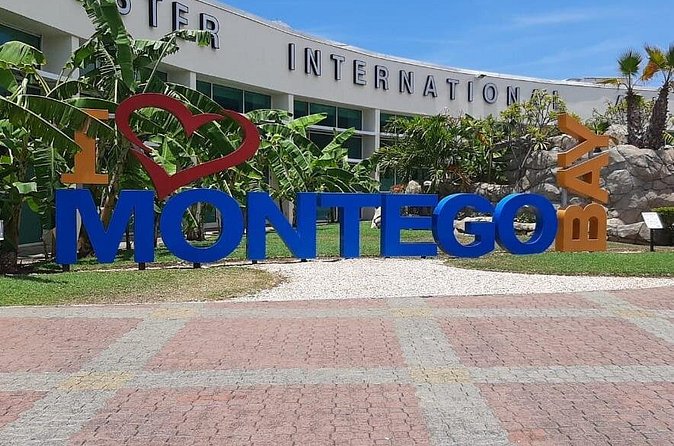 Private Airport Transfers to Negril Hotels - What the road conditions mean for comfort