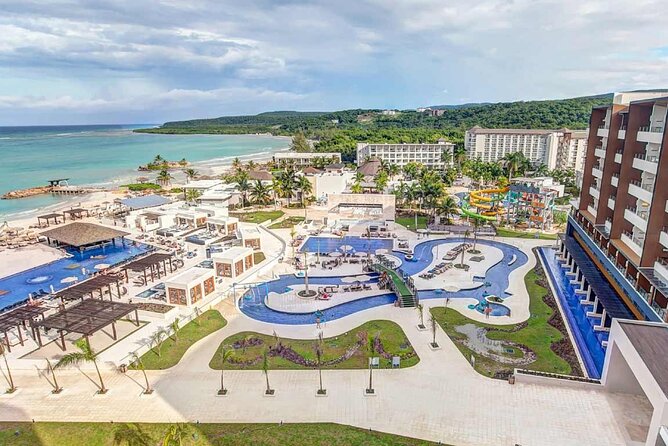 Private Airport Transfers to Royalton Blue Waters and White Sand - Key points to know before booking