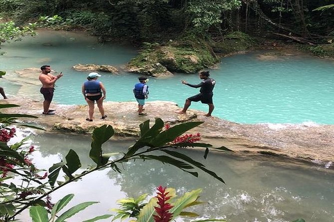 [PRIVATE] Blue Hole & Secret Falls Tour with Entrance Fees - Why the private driver makes a difference