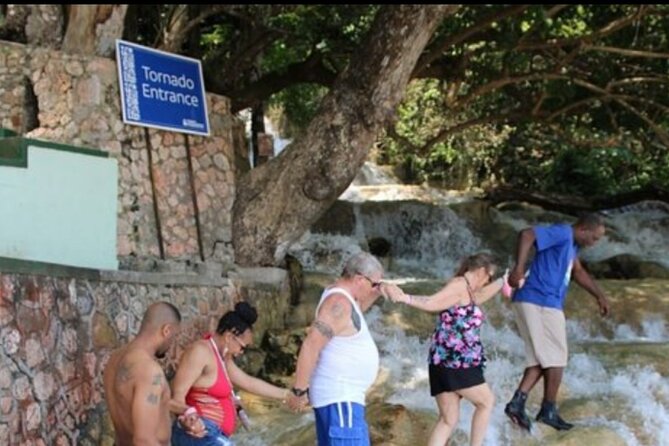 Private Dunn's River Falls and Tubing Tour From Ocho Rios - What the waterfall portion demands from you
