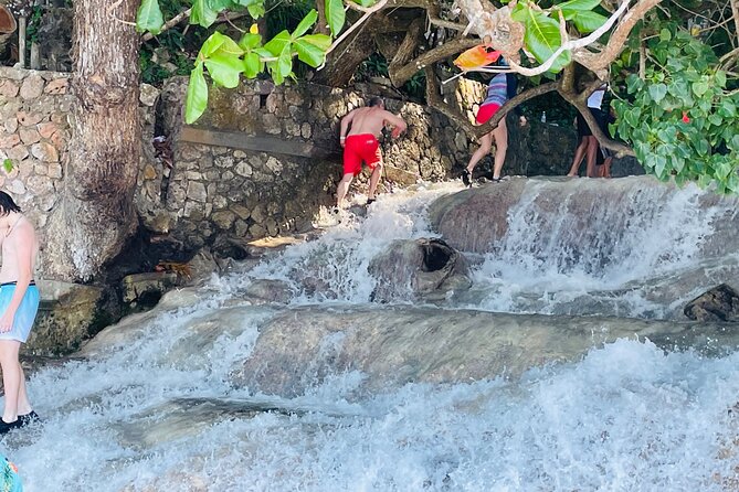 Private Dunn’s River Falls Experience + Blue Hole Secret falls - Why the private format changes the experience