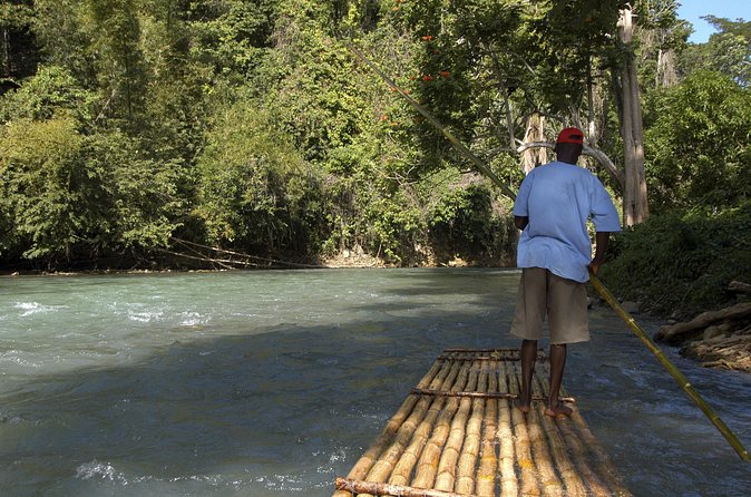 [PRIVATE]Dunn's River & Martha Brae Rafting - Entrance & Lunch - Shopping and the small personal touches