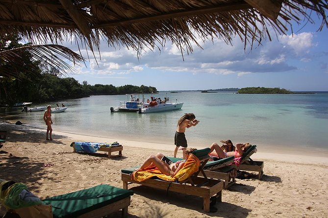 Private Half Moon Beach Tour from Montego Bay - The ride from Montego Bay to the coast