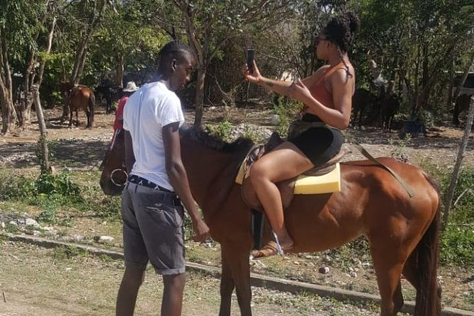 Private Horseback Riding from Ocho Rios with Guide - Who should book this ride