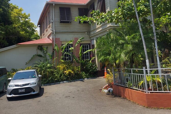 Private Kingston and Bob Marley Museum Tour from Falmouth - Private transport is the real convenience