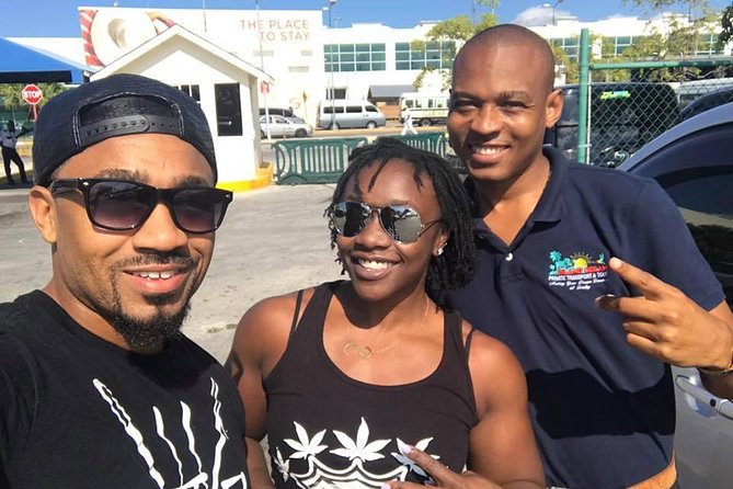 Private: Montego Bay Airport- Negril Resorts on the beach - Why the private format matters on arrival day