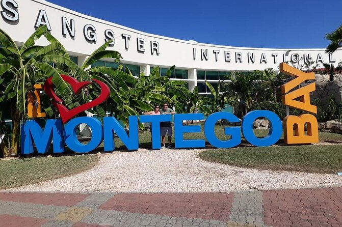 Private Montego bay Airport Transfer To Negril - The drivers are a big part of the experience