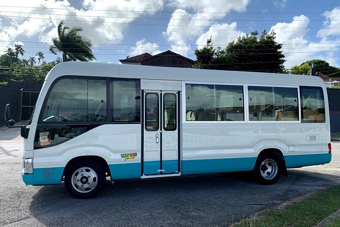 Private Montego Bay Airport Transfer to Negril Hotels - One-way transfer or roundtrip planning