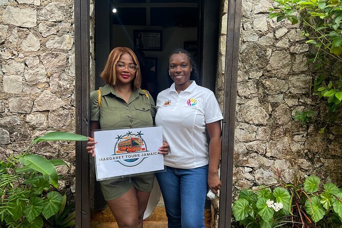 Private Montego Bay Jamaica Airport Transfer - The most important detail: hotel coverage