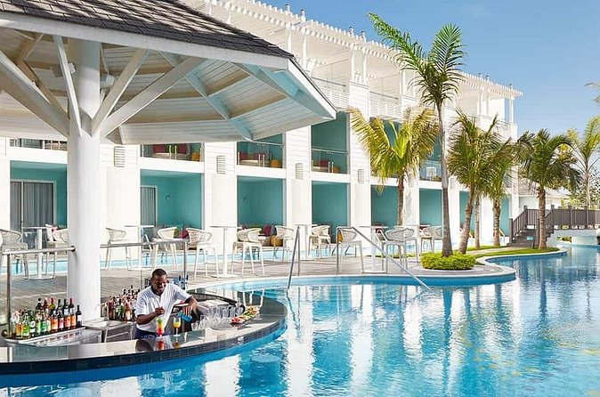 Private Montego Bay Jamaica Airport Transfer to Hotels in Negril - Who will like this transfer most