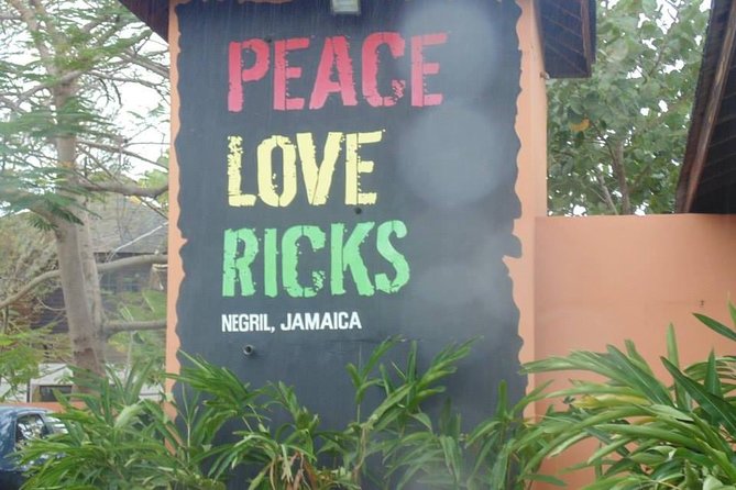 Private Negril Beach & Rick's Cafe Sunset Tour - The private guide can make or break the day