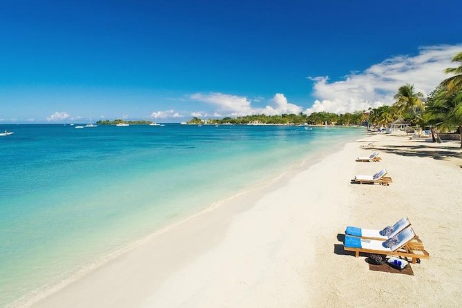 Private Negril Beach & Rick's Cafe Sunset Tour - The drive from Montego Bay through the Jamaican countryside