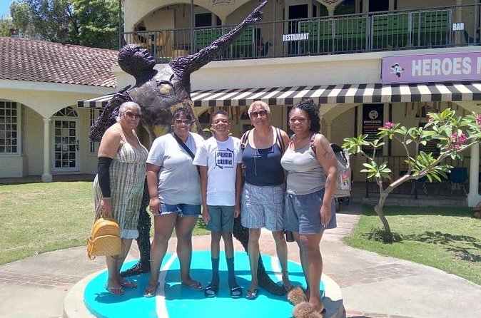 Private One-Way and Roundtrip Airport Transfer to Montego Bay Hotels - Booking the return trip before your vacation gets busy
