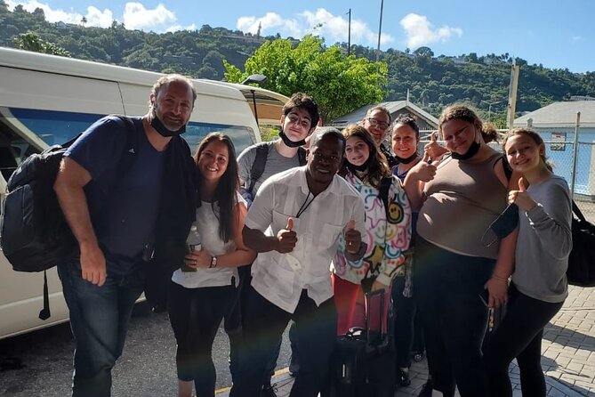 Private Round Trip Airport Transfer from Montego Bay to Negril - Air conditioning, water, and private space
