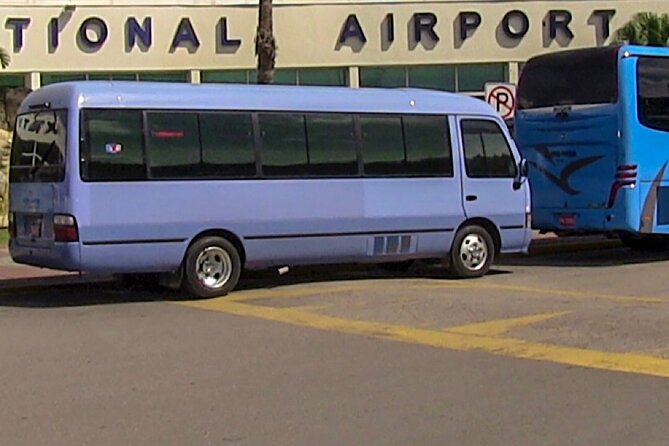 Private Roundtrip Airport Transfer to Ocean Coral and Eden Bay - Why the driver can shape the experience