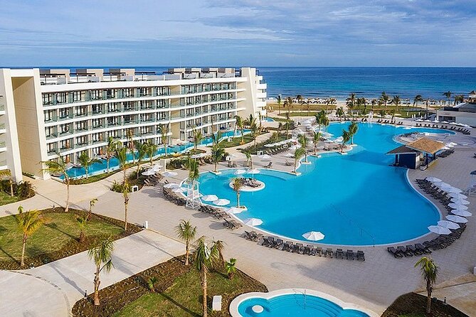 Private Roundtrip Airport Transfer to Ocean Coral and Eden Bay - Who will appreciate this transfer most?