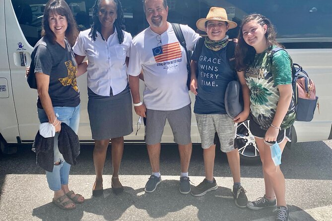 Private Roundtrip Airport Transfer to Resorts in Montego Bay - Comfort, privacy, and the local touch