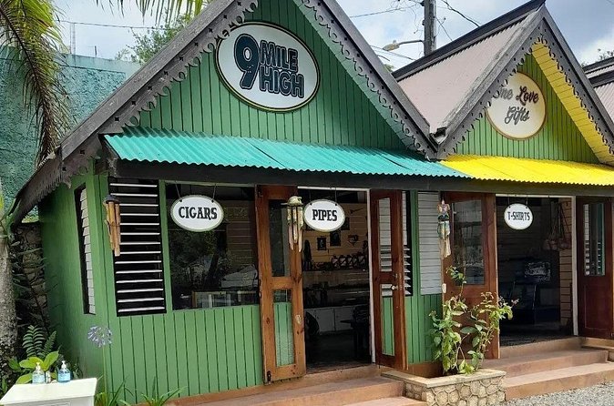Private Roundtrip Sangster Airport to Montego Bay Hotels - Price and value for different groups