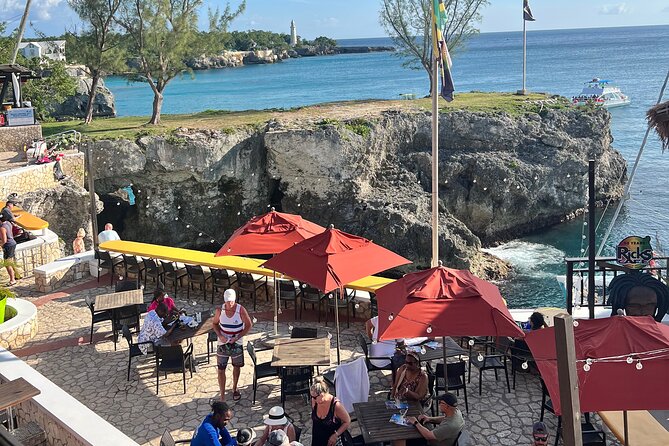 Private Tour for Negril Seven Miles Beach & Rick's Cafe Jamaica - Time at Negril’s 7 Mile Beach