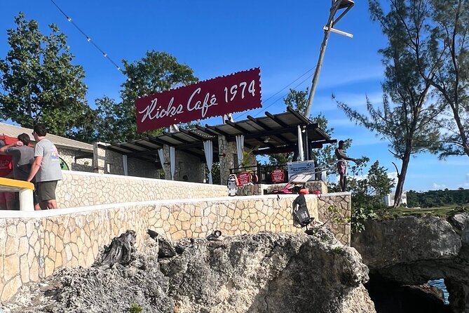 Private Tour for Negril Seven Miles Beach & Rick's Cafe Jamaica - The ride from Montego Bay toward Negril