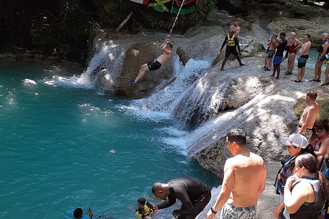 Private Tour From Ocho Rios To Blue Hole Secret Falls and Shopping - Shopping at the end of the outing