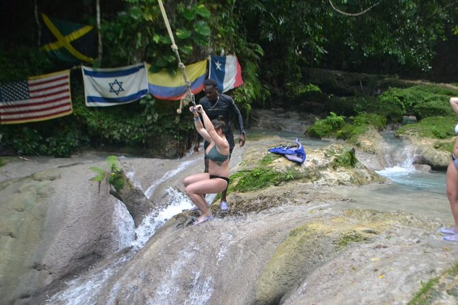 Private Tour From Runaway Bay to Ocho Rios, Blue Hole, Sightseeing and Shopping. - Why the driver can make or break the day