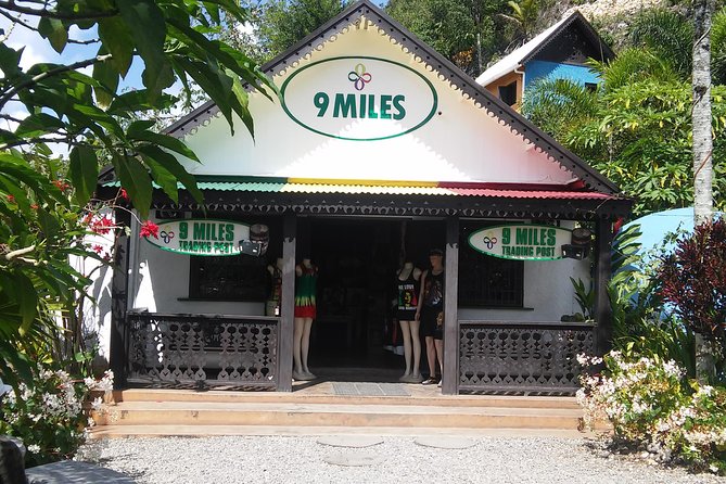 Private Tour Ocho Rios or Runaway Bay To 9 Mile Bob Marley Birth & Resting Place - Arriving at Bob Marley’s birthplace and resting place