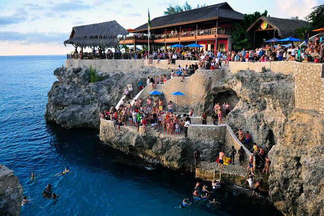 Private Tour of Negril Beach and Sunset at Ricks Cafe - What private touring changes