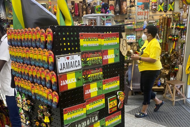 Private Tour Souvenir Shopping in Montego Bay - Why the private format matters for solo visitors