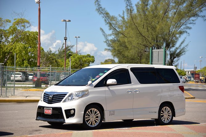 Private Transfer Between MBJ airport and Hotels in Montego Bay - A direct ride from MBJ to your Montego Bay hotel