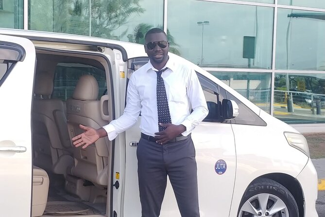 Private Transfer From Kingston Airport To Kingston Hotel One Way - The ride itself, private and direct