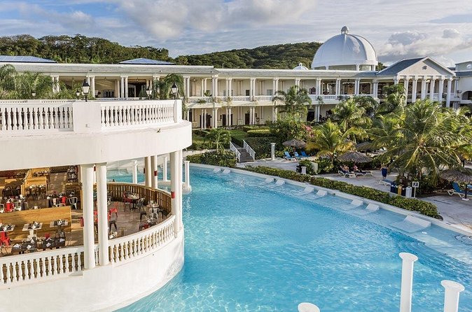 Private Transfer from MBJ Airport to Grand Palladium Hotel - What to confirm before you pay