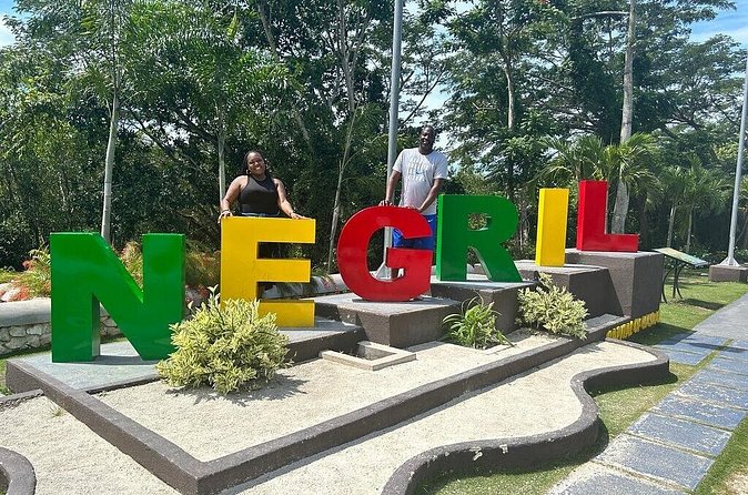 Private Transfer from Montego Bay Airport - Negril Hotels - Good for families, groups, and first arrivals
