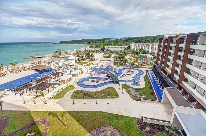 Private Transfer from Montego Bay Airport to Falmouth Area - Families, luggage, and arrival-day planning