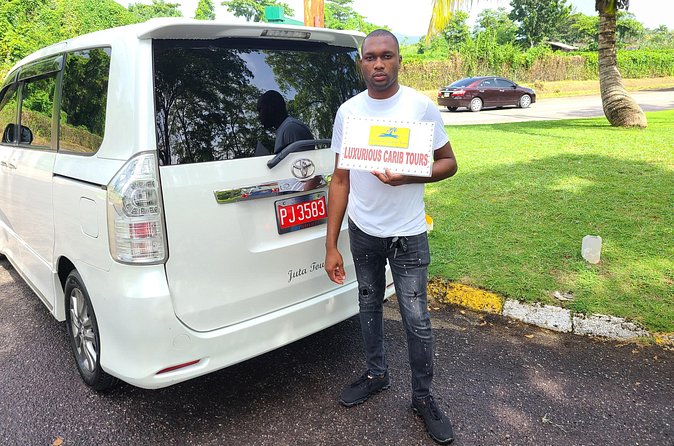 Private Transfer from Montego Bay Airport to Ocho Rios Hotels - Why private transport can be worth the price
