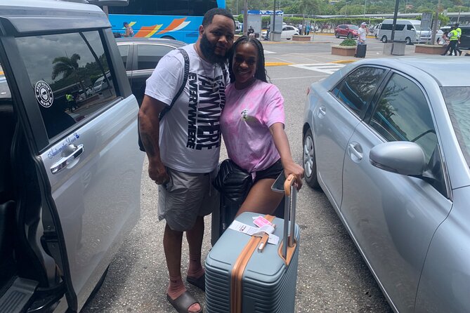 Private Transfer From or To Airport to Montego Bay Hotels - The ride itself: simple, private, and air-conditioned