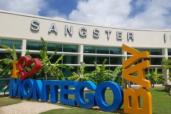 Private Transfers from Montego Bay Airport to Runaway Bay Hotels - Key points to know before booking