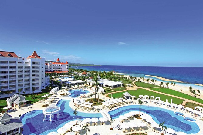 Private Transfers from Montego Bay Airport to Runaway Bay Hotels - Leaving Sangster International Airport with a named driver