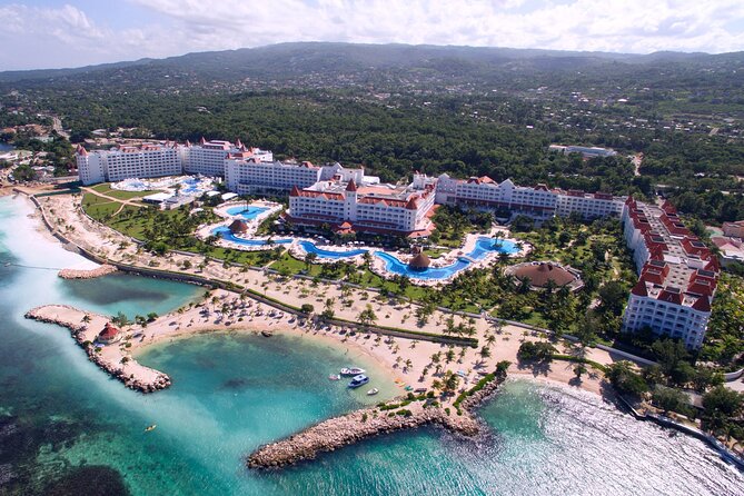 Private Transfers from Montego Bay Airport to Runaway Bay Hotels - What the service does especially well
