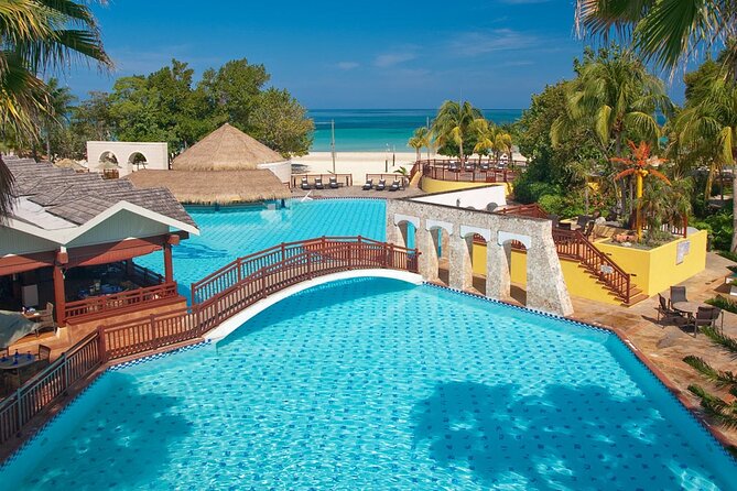 Private Transportation from Montego Bay Airport to Negril hotels - Choosing one-way or round-trip service