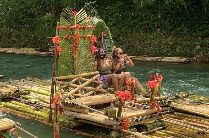 Rafting on the Martha Brae - Massage, music, and the extras