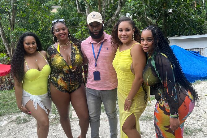 Rafting with Limestone Massage Lethe and free shuttle to Parties - What bamboo rafting feels like