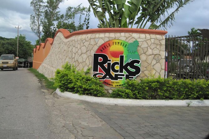 Ricks Cafe and Negril Seven Miles Beach Irie Tour - Key points to know before booking