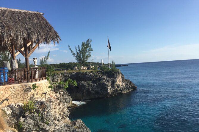 Ricks Cafe Party Cruise with Open Bar & DJ MONTEGO BAY RESORTS - Sailing toward Rick’s Cafe
