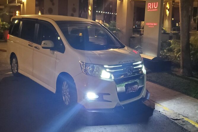 Riu Aquarelle private Airport transfer. - Leaving MBJ For Falmouth