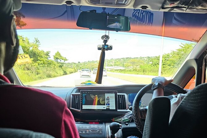 RIU Reggae Palace and RIU Montego Bay Private Airport Transfer - Who will get the most from this transfer
