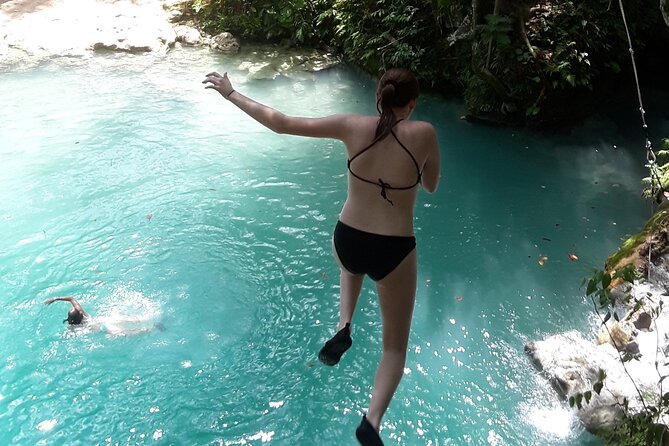 River Tubing and Blue Hole Private Tour from Ocho Rios - Timing, crowds, and what to bring