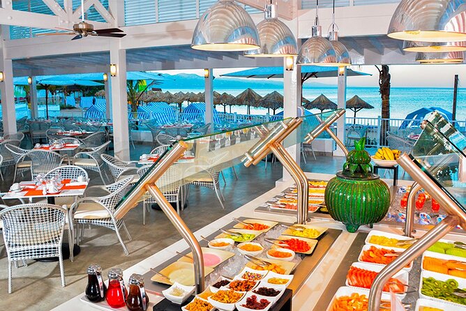 Royal Decameron Montego Bay Private Airport Transfer - The roughly 15-minute route to Royal Decameron