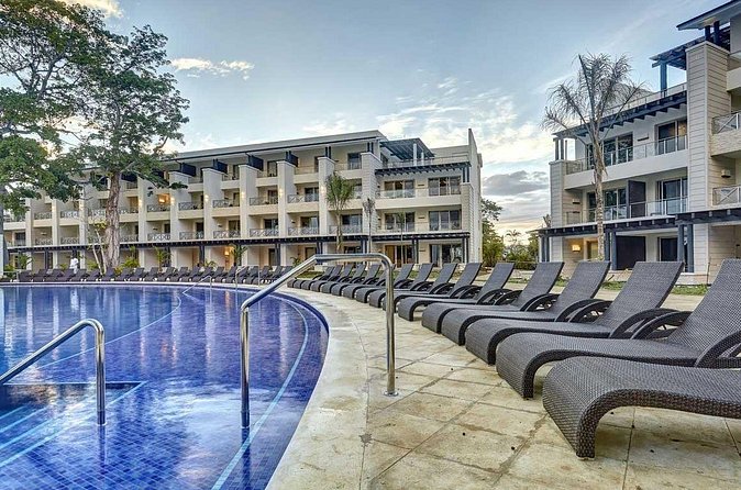 Royalton Negril Resort Airport Transfer - From Montego Bay Airport to Royalton Negril